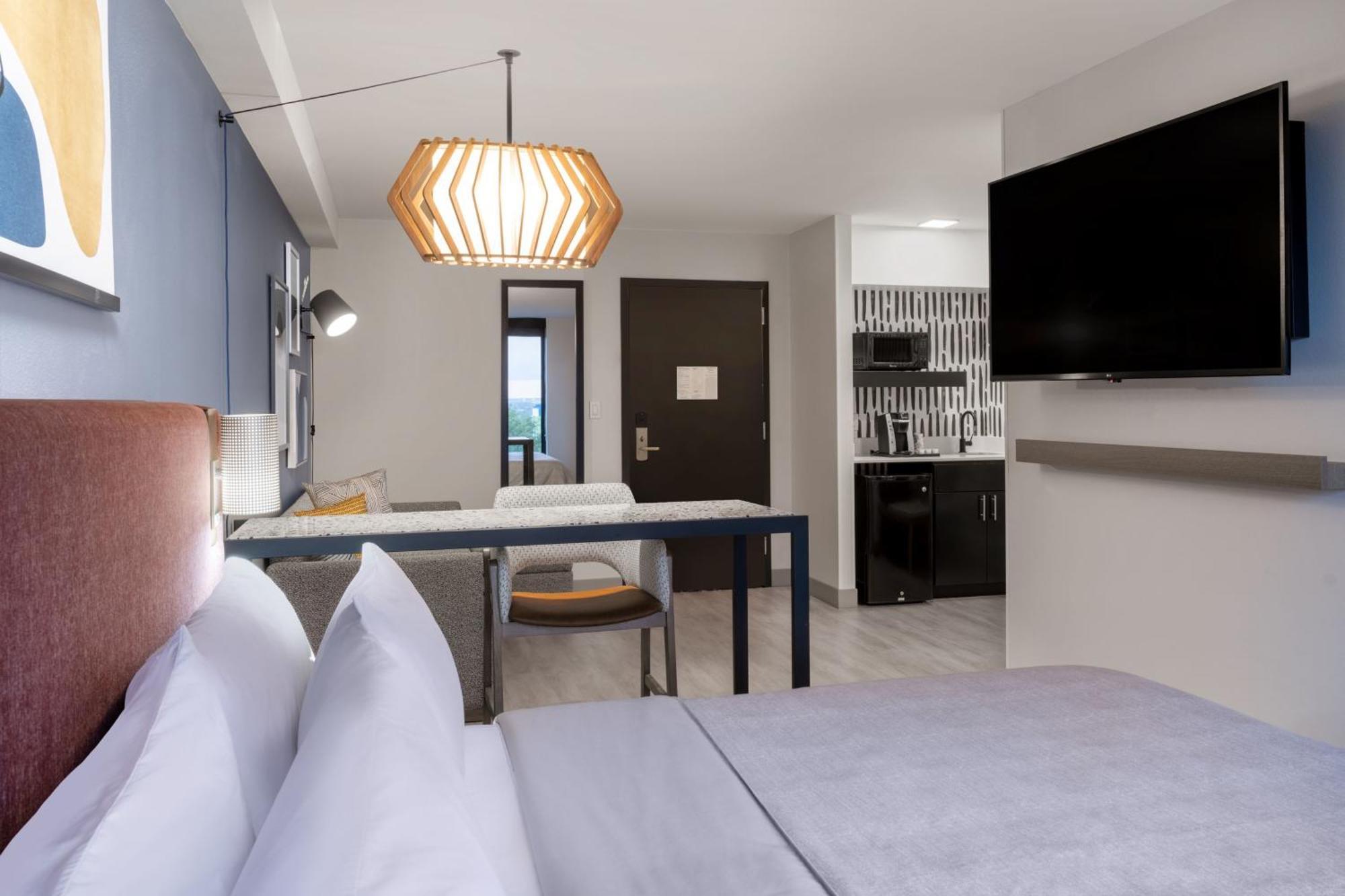 Atwell Suites Austin Airport By Ihg Exterior foto